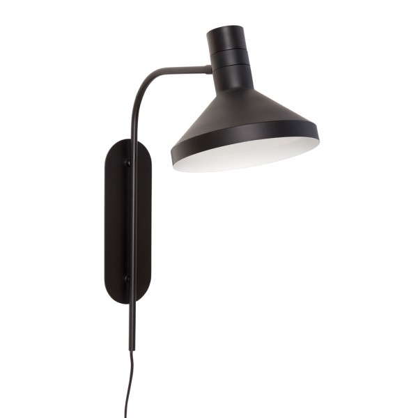 Wandlampe "Kjer" von Hübsch interior - aus schwarzem Metall